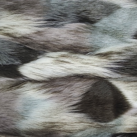 Design Lab Lord & Taylor Faux Fur Vest Size Small Petite - Picture 2 of 11